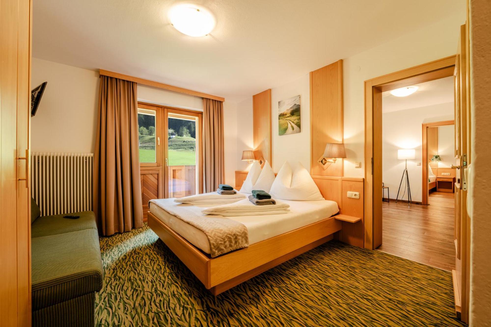 Oberlehenhof Villa Kaprun Room photo